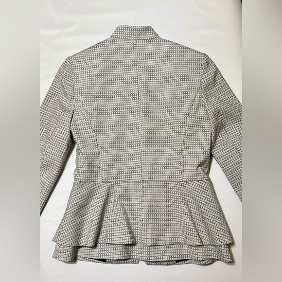 WHBM Blazer/Jacket - Light Gray and Black - Size 0 - - Picture 5 of 12